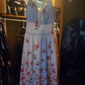 No boundaries dress size Large- fits like XL.